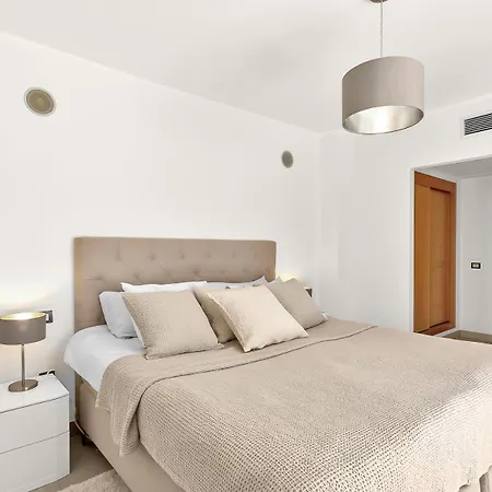 Apartment Luxury Penthouse Next To Marbella